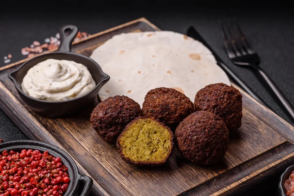 falafel, uno dei deliziosi piatti egiziani