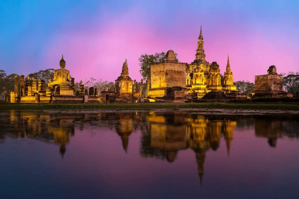 trip to thailand - temple at sunset
